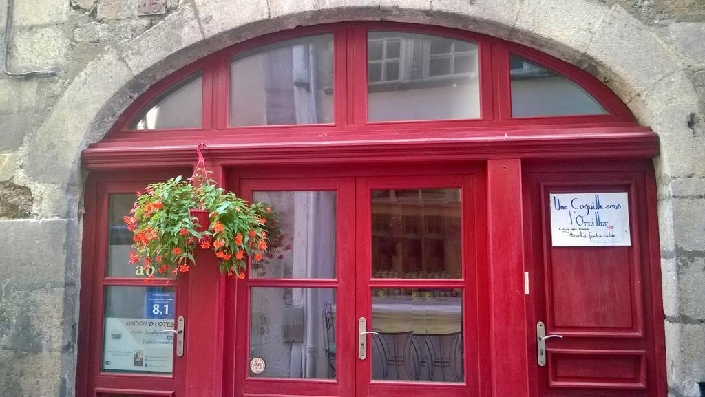Le Puy-en-Velay Une Coquille Sous L'Oreiller الغرفة الصورة