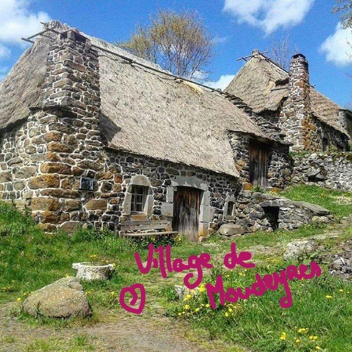 Le Puy-en-Velay Une Coquille Sous L'Oreiller المظهر الخارجي الصورة